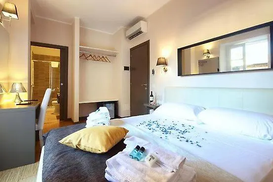 Colosseum Resort Рим 0*,  Италия