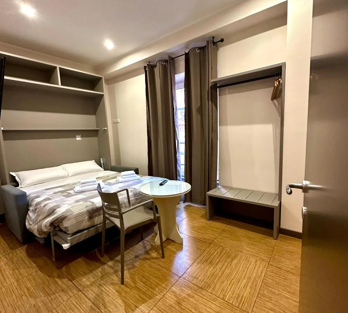 Colosseum Resort Рим Гостевой дом