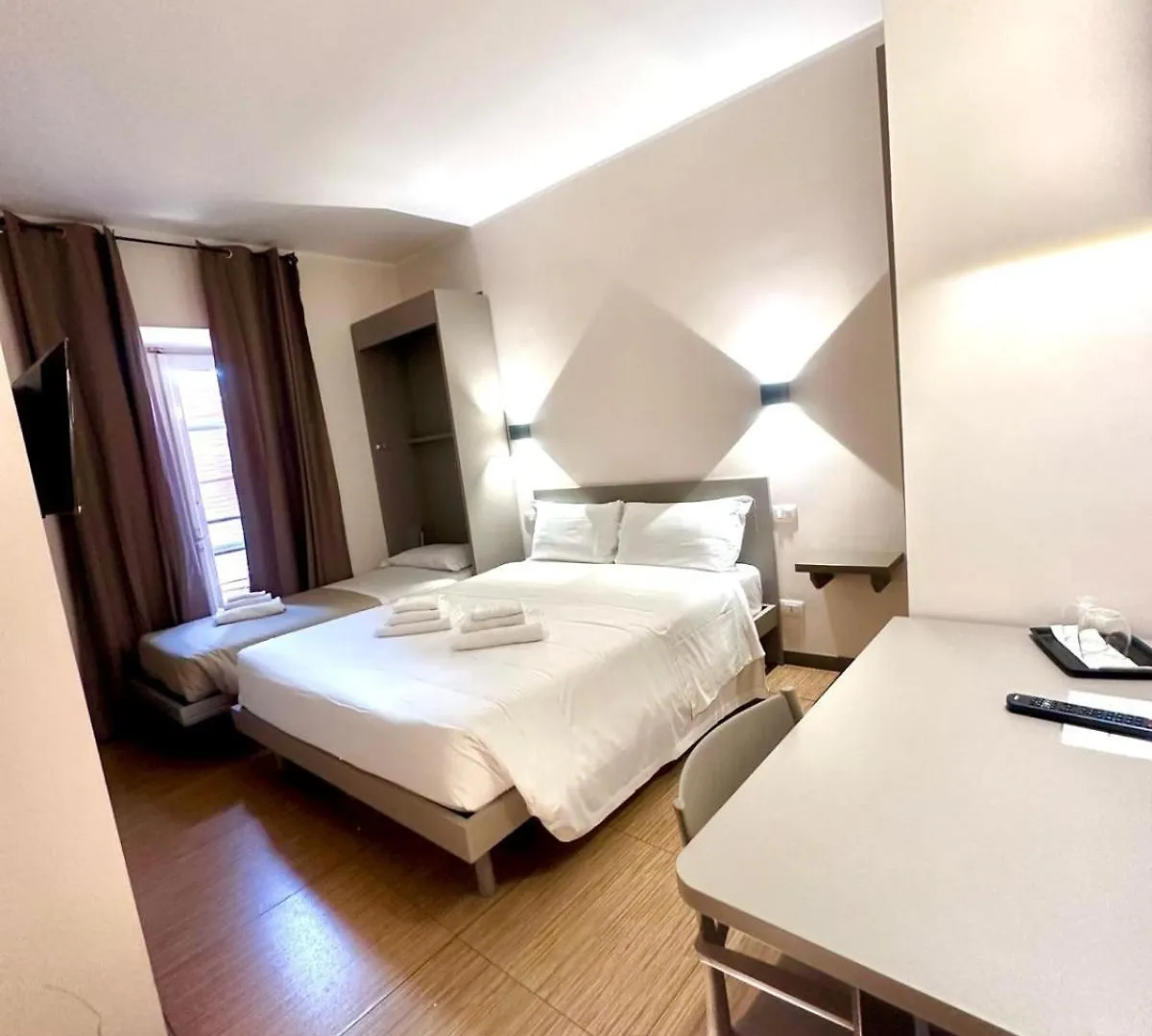 Colosseum Resort Рим